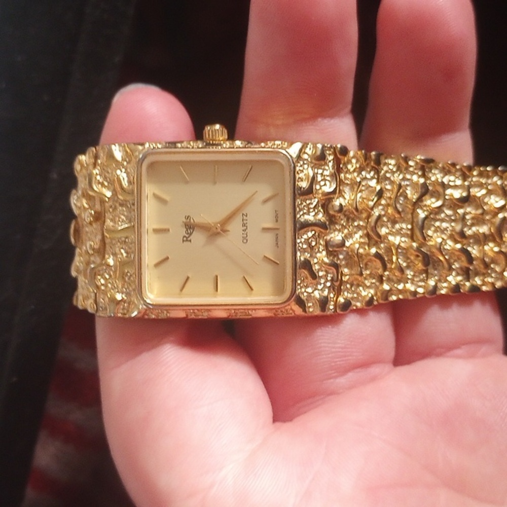 Gold Textured Watch - Picture 7 of 7